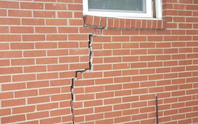 5 Warning Signs of Foundation Problems in Homes and Commercial Structures